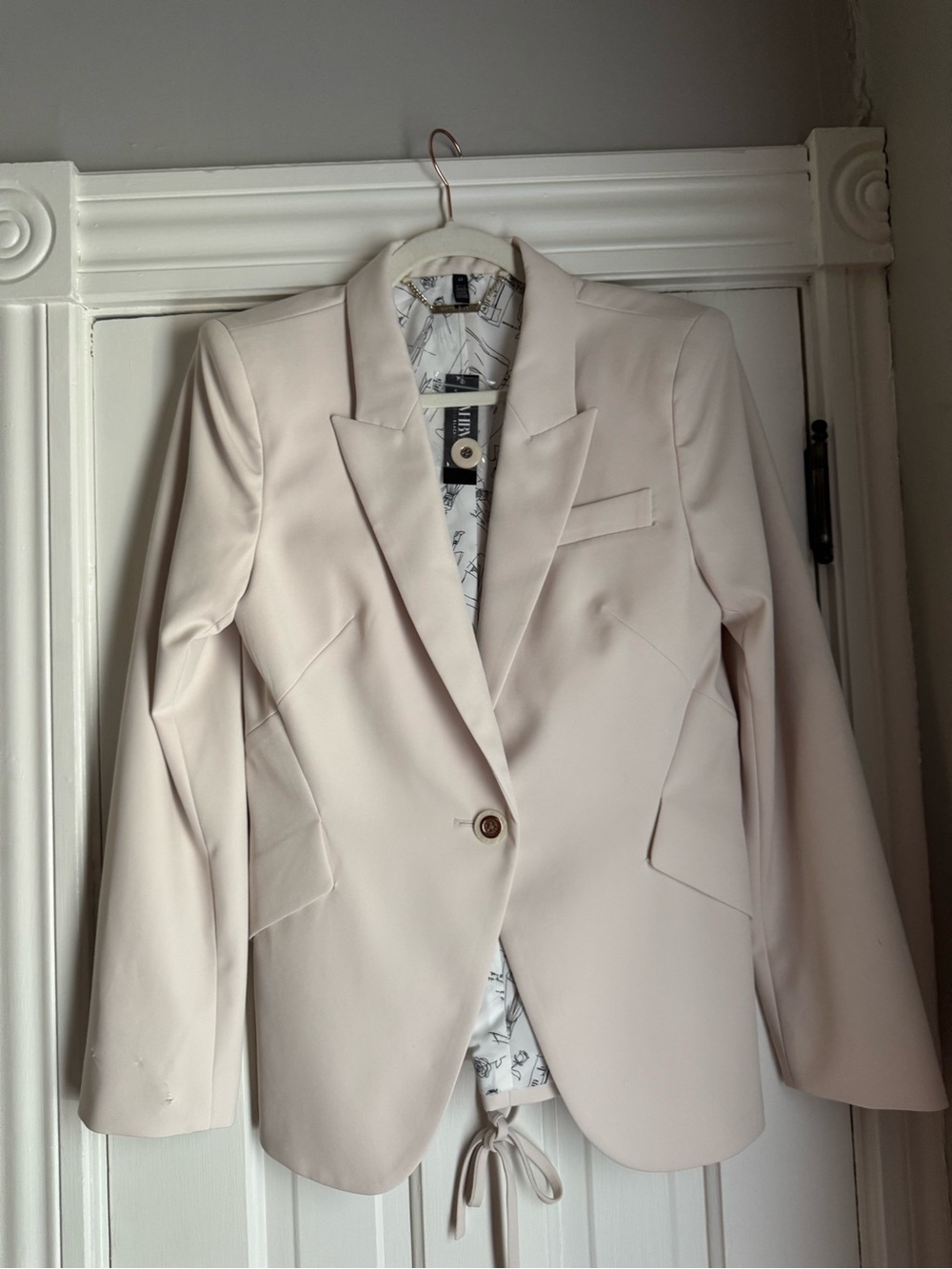 House of CB Cream Tailored Single-Button Blazer